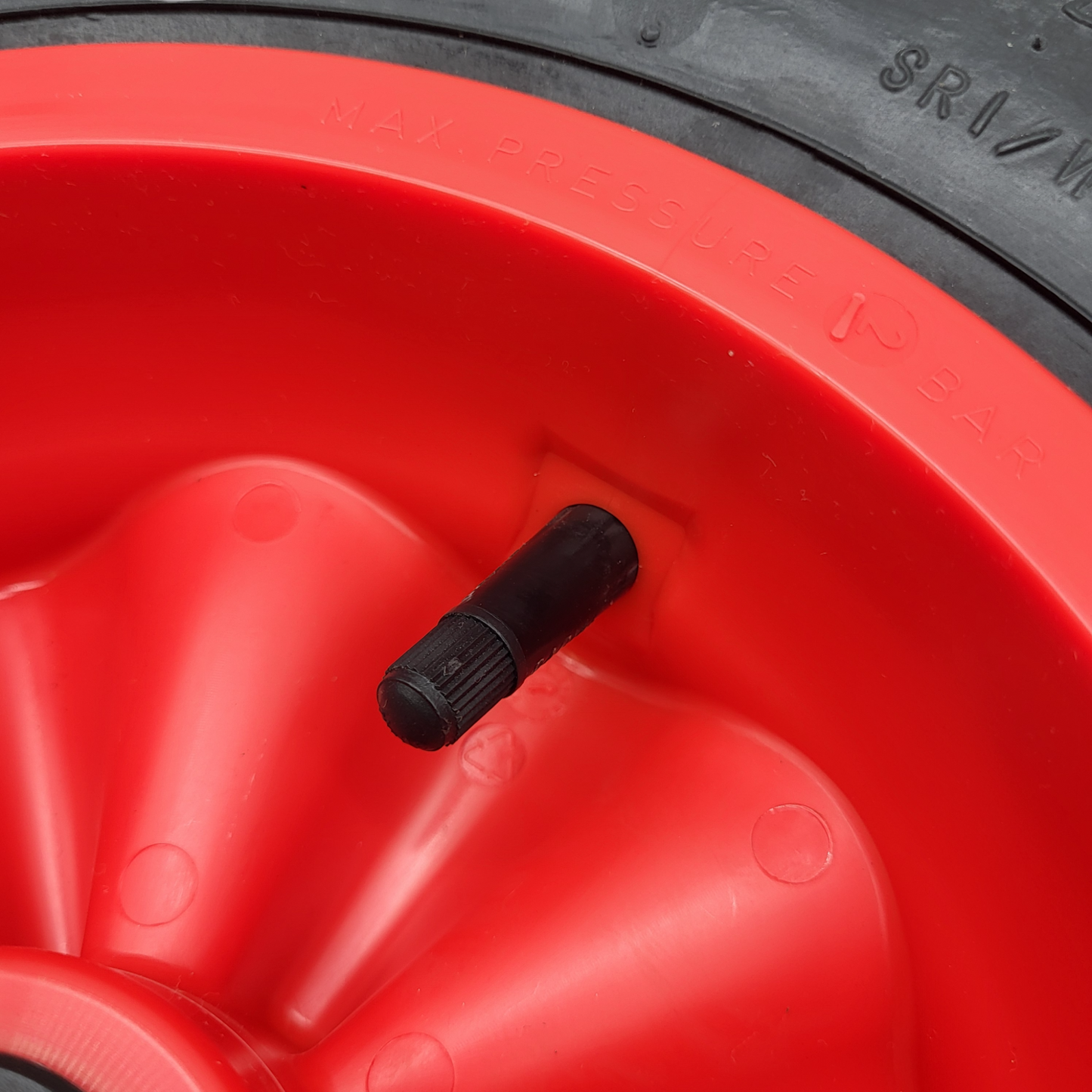 Luft-Rad mit Längsrillen - 400mm x 100mm